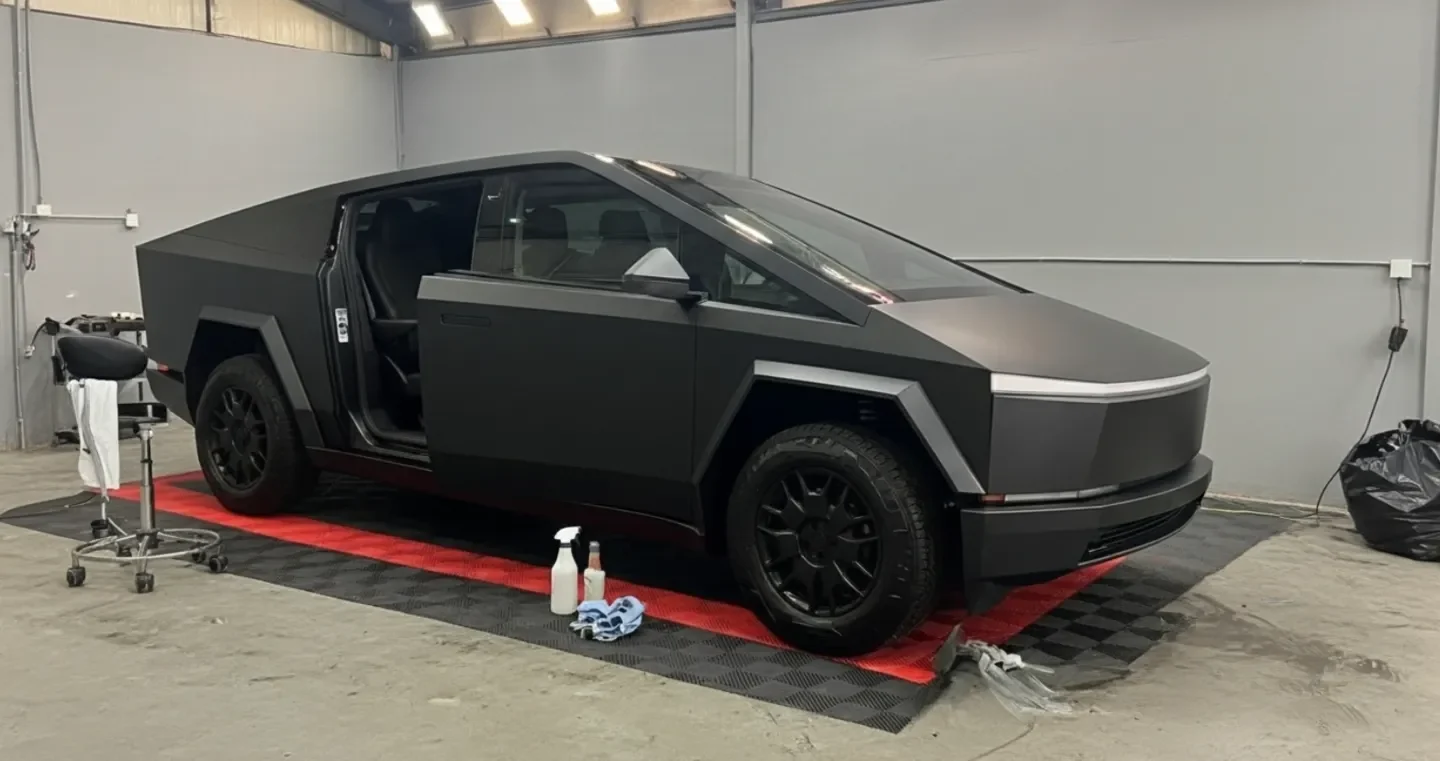 Professional Window Tinting in Ladue, MO at Express Window Tinting & Paint Protection